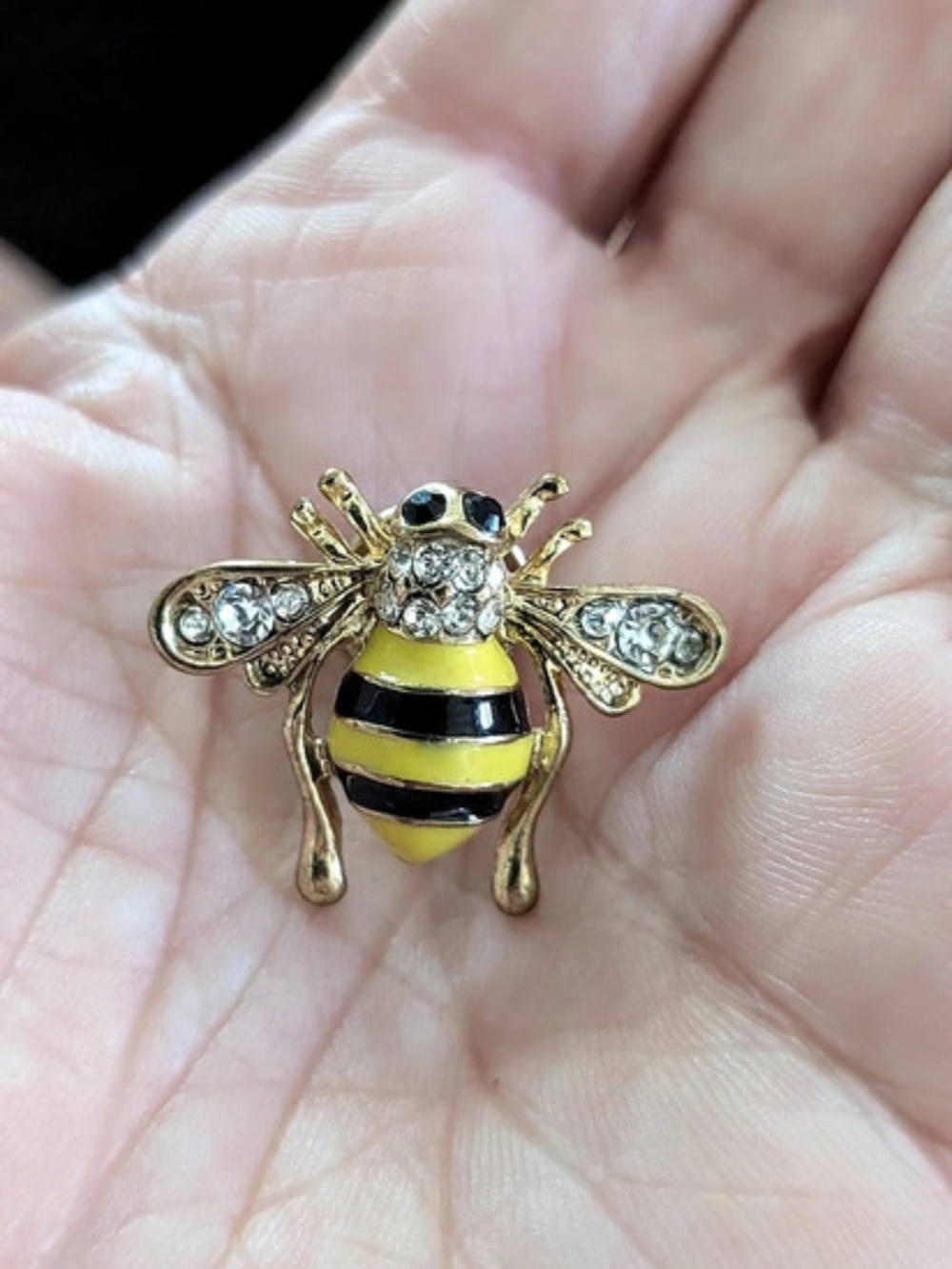 Vintage Bee Brooch/Pin Yellow & Black